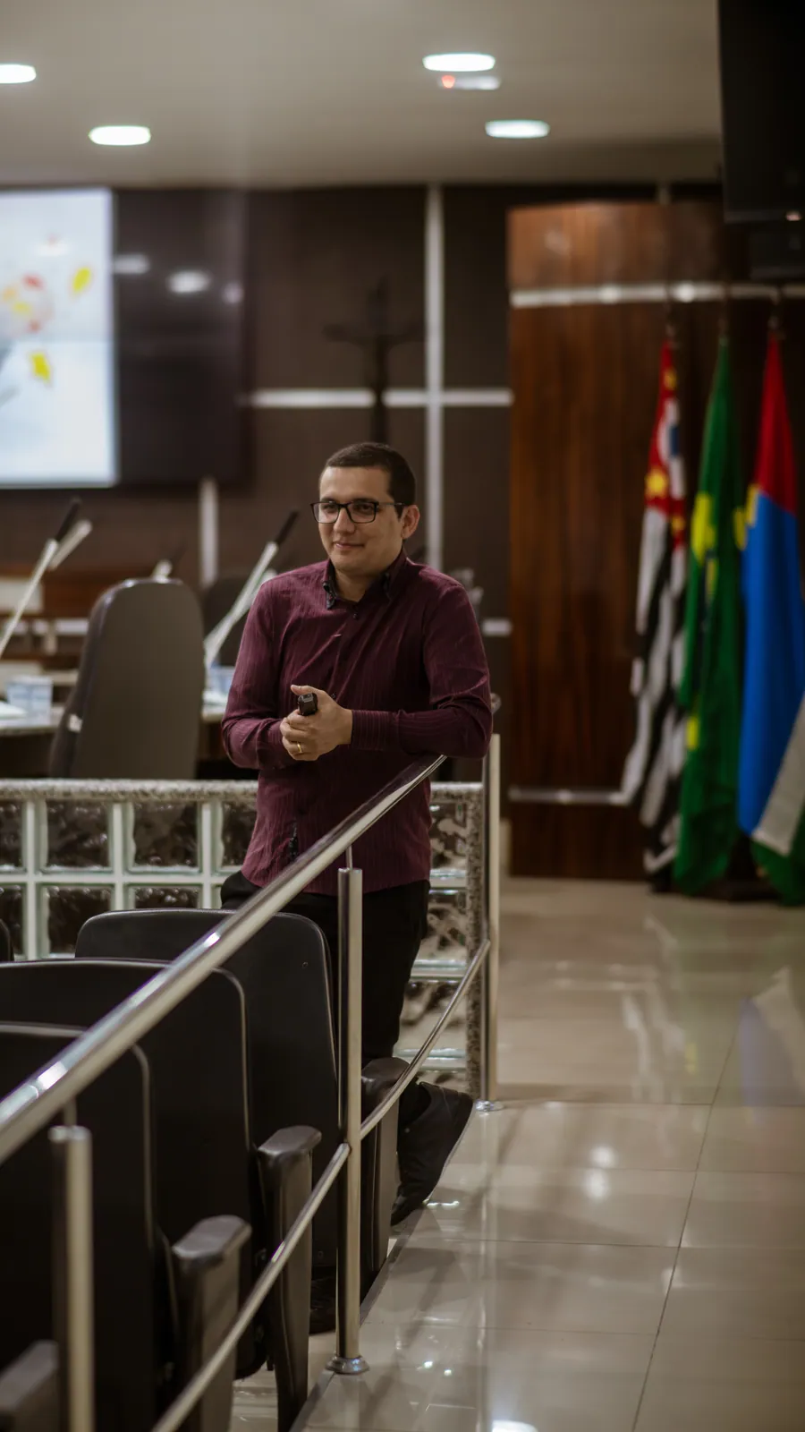 Luiz Fernando Miguel em auditório