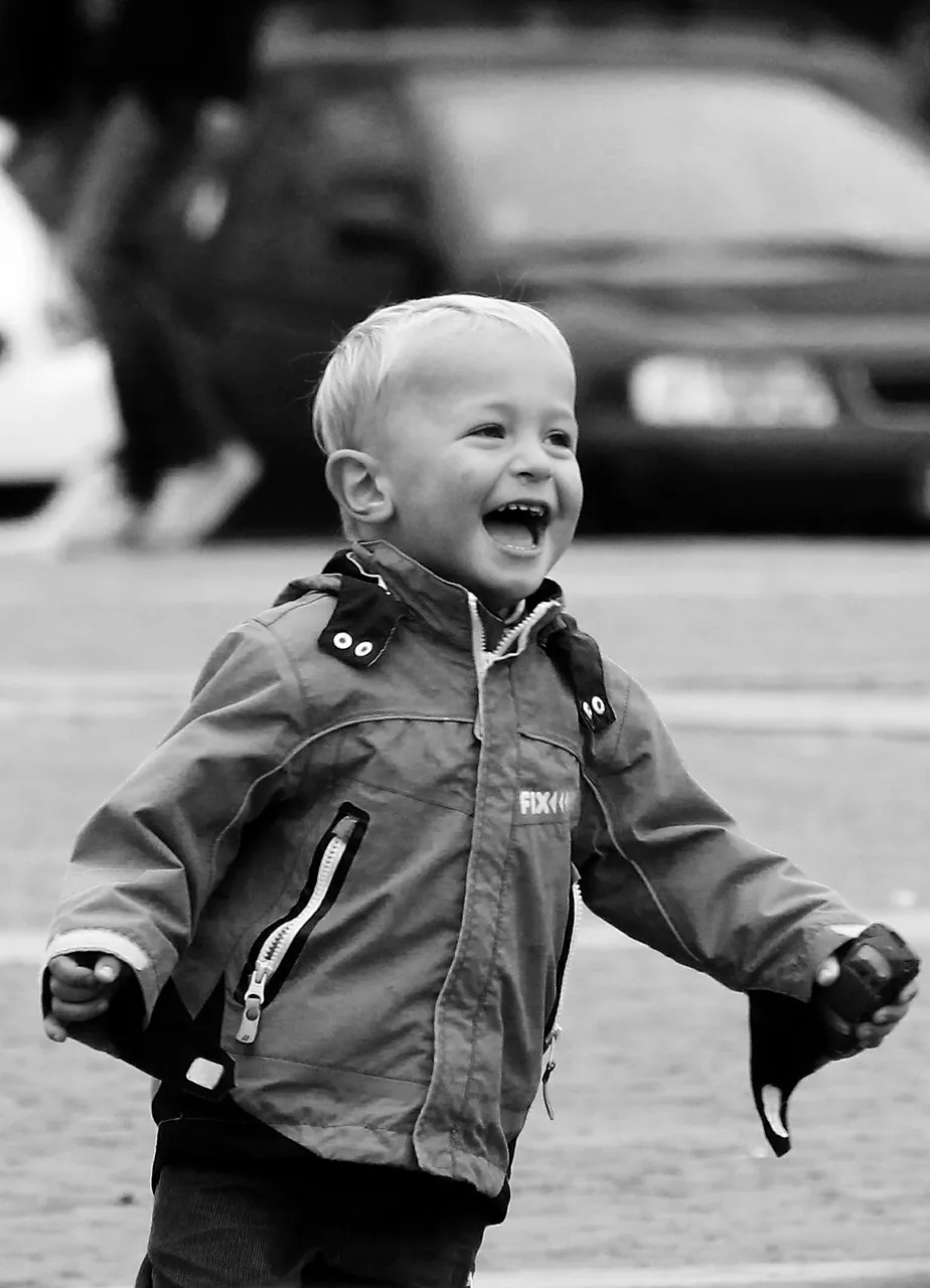 laughter-449781_1280